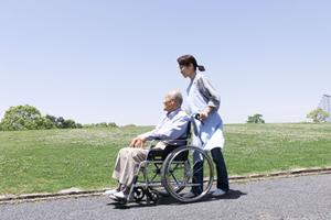 セラミック治療が評判な堺の審美歯科